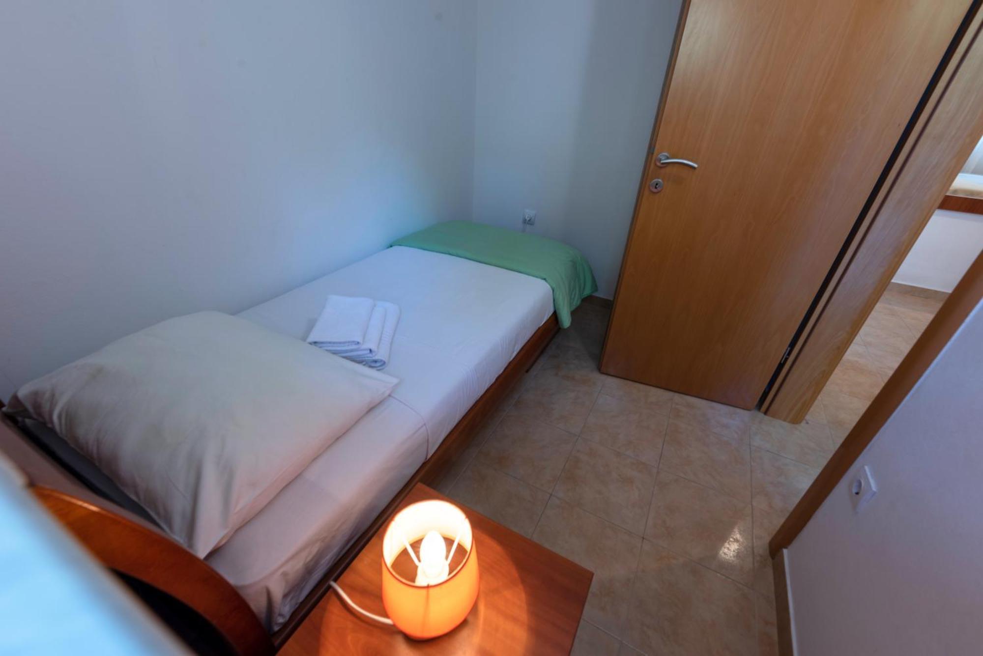 Apartment Anamaria With Seaview Petrčane Exterior foto